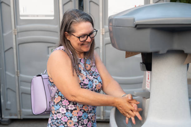 Best Portable toilet rental cost  in Spring Valley, MN